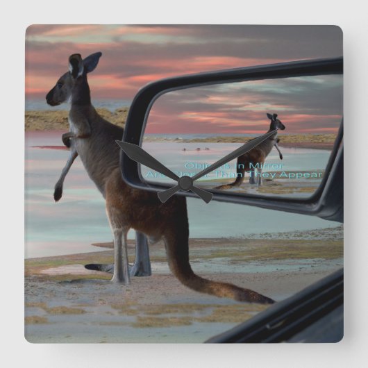 Kangaroo am Strand, Quadratische Wanduhr (Vorderseite)