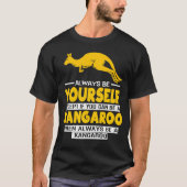 Kangaroo Immer du selbst Pouch Joey Aussie T-Shirt (Vorderseite)