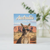 Kangaroo mit Sonnenbrille in Uluru Australien Postkarte (Stehend Vorderseite)