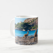 Kangaroo-Pattsituation am Strand Kaffeetasse (Vorderseite Links)