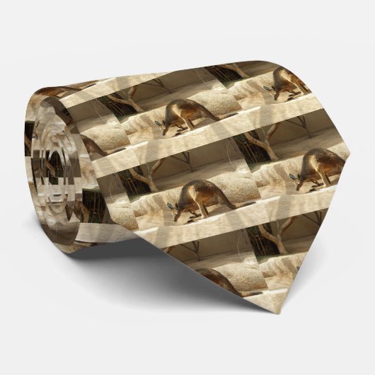 Kangaroos Krawatte (Gerollt)