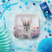 Kaninchen auf einem Gebiet von Wildblumen Pappteller (Party)