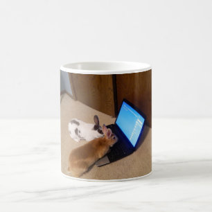 Kaninchen auf Netz durch JokeApptv TM Kaffeetasse