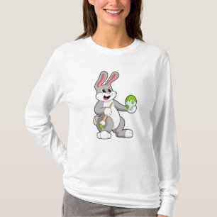 Kaninchen beim Anmalen mit Ei T-Shirt