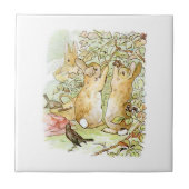 Kaninchen: BlackBerry Picking (Beatrix Potter) Fliese (Vorderseite)