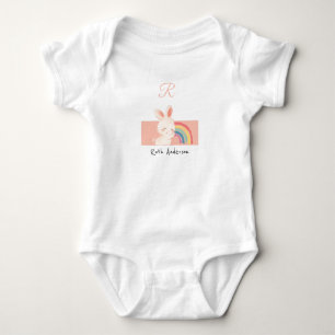 Kaninchen ・ Geben Sie Ihren Namen Niedlich Alpha Baby Strampler