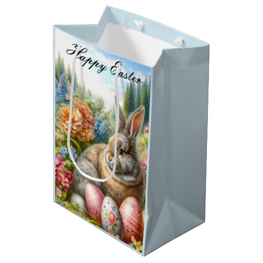 Kaninchen im Blumengarten Ostergeschenktasche Mittlere Geschenktüte (Vorderseite Schrägansicht)