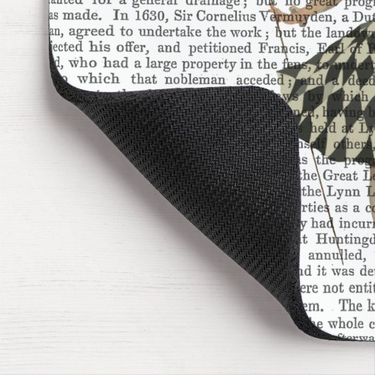 Kaninchen in Schwarz-weißem Kleid Mousepad (Ecke)