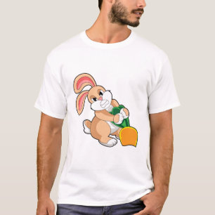 Kaninchen mit Karrot T-Shirt