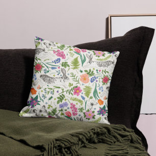 Kaninchen, Schmetterlinge und Blumen Kissen
