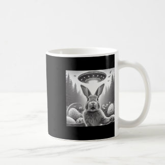 Kaninchen-Selfie mit UFOs Vintage-Alien-Kaninchen- Kaffeetasse