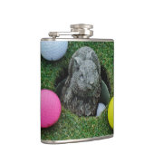 Kaninchen und farbige Golfbälle Flachmann (Rechts)