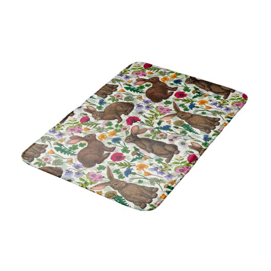 Kaninchen und Wildblumen Badematte (Schrägansicht)