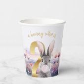 Kaninchen Zweites Geburtstag blühend rosa Kaugummi Pappbecher (Rückseite)