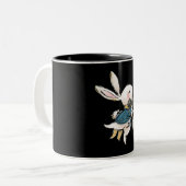 Kaninchengeschenk| Weißes Kaninchen der Alice im W Zweifarbige Tasse (Vorderseite Links)