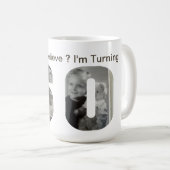 Kann man es glauben, 60 zu werden? Kinderfoto-Coll Kaffeetasse (VorderseiteRechts)