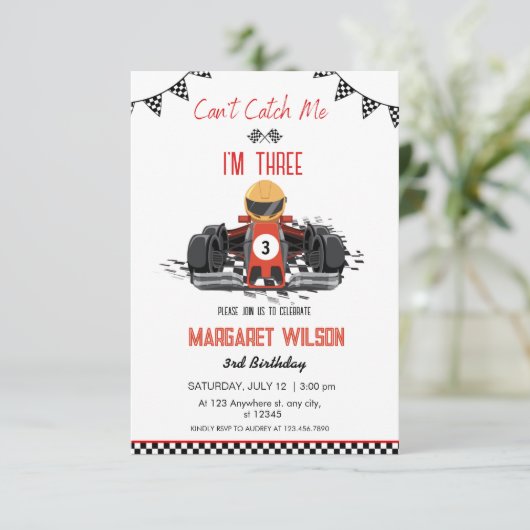 Kann mich nicht erwischen, ich bin drei Red Race C Einladung (Stehend Vorderseite)