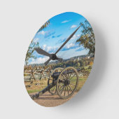 Kanonen at Gettysburg Runde Wanduhr (Winkel)