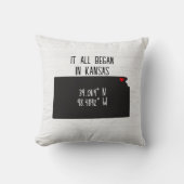 Kansas GPS Koordinaten mit Herz Kissen (Vorderseite)