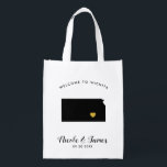 Kansas Map Wedding Welcome Bag, Black & Gold Tasch Wiederverwendbare Einkaufstasche<br><div class="desc">Füllen Sie diese Begrüßungstasche mit Lieblingsgerichten für Ihre Gäste aus,  wenn sie in Kansas ankommen!</div>