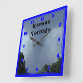 Kansas Tornado CLOCK Quadratische Wanduhr (Winkel)