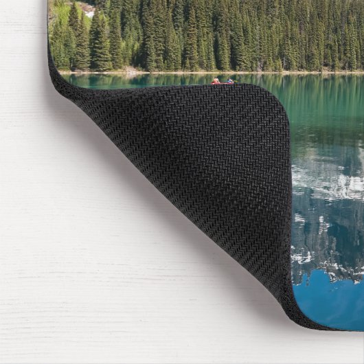 Kanu am berühmten Emerald Lake - Yoho NP, Kanada Mousepad (Ecke)