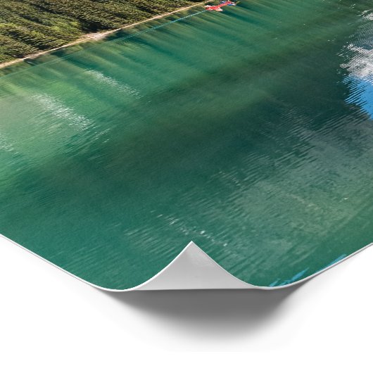 Kanu am berühmten Emerald Lake - Yoho NP, Kanada Poster (Ecke)