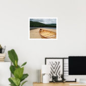 Kanu auf dem Strandposter Poster (Heimbüro)