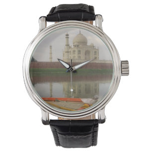 Kanu in Wasser mit Taj Mahal, Agra, Indien Armbanduhr