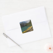 Kanufahren parkt an einer Anlegestelle am Moraine Quadratischer Aufkleber (Umschlag)