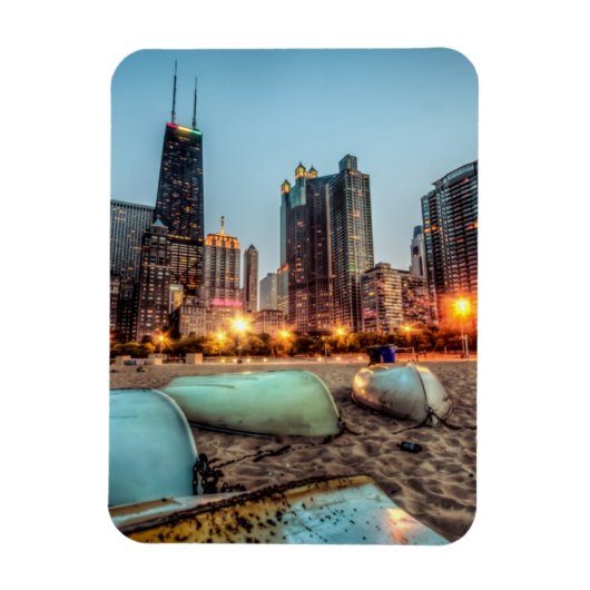 Kanus am Strand von Oak Street ein wenig nach Sonn Magnet (Vertikal)