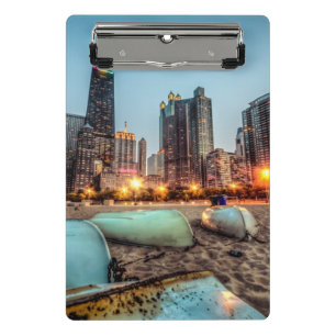 Kanus auf Eichen-Straße setzen wenig nach Mini Klemmbrett