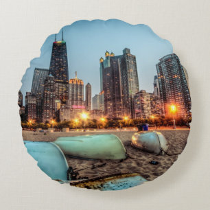 Kanus auf Eichen-Straße setzen wenig nach Rundes Kissen