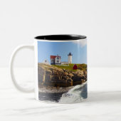 Kap Neddick "Klumpen-" Leuchtturm in Maine Zweifarbige Tasse (Links)