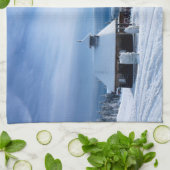 Kapelle im Alpenschnee Geschirrtuch (Gefaltet)