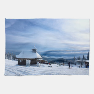 Kapelle im Alpenschnee Geschirrtuch