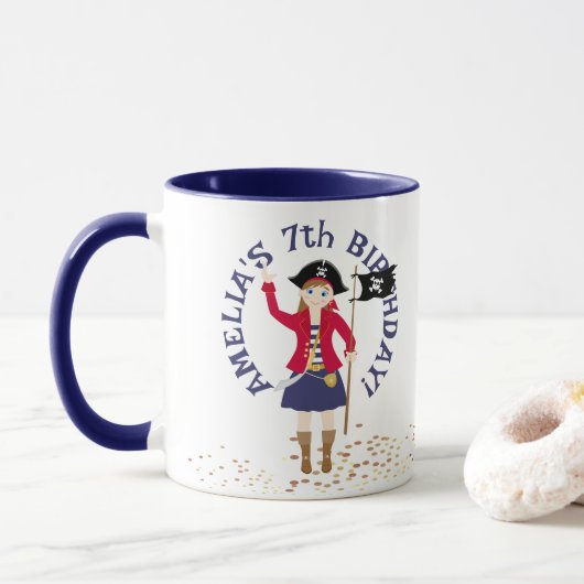 Kapitän der Piratenschiff-Geburtstagspartei Tasse (Mit Donut)