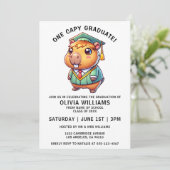 Kapitän Graduate Funny Capybara Graduierungsparty Einladung (Stehend Vorderseite)