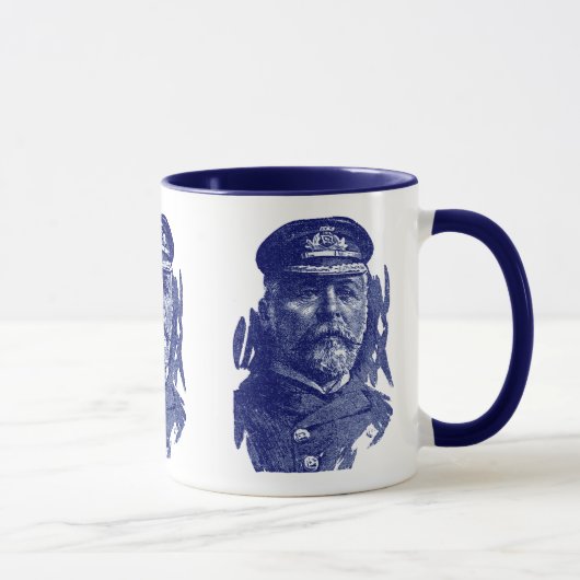 Kapitän John Smith, HMS Titanic Tasse (Rechts)