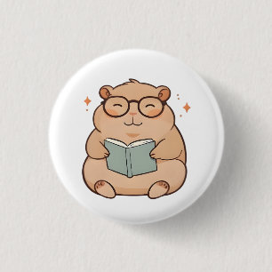 Kapybara mit Brille Kawaii Design beim Lesen Button