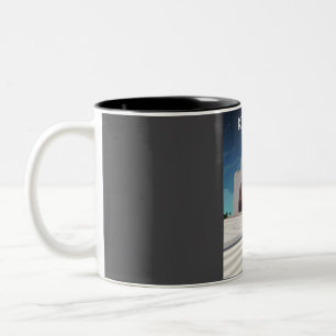 Karachi Pakistan Vintage Minimal Retro Reiseplakat Zweifarbige Tasse
