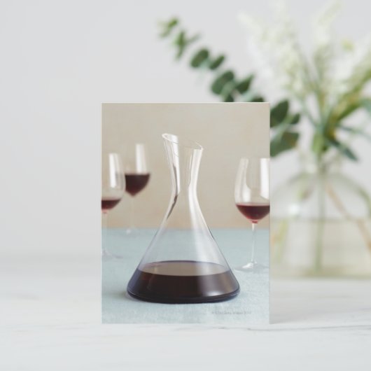 Karaffe Rotwein Postkarte (Stehend Vorderseite)