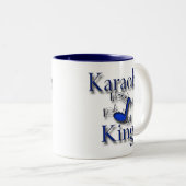 Karaoke-König Zweifarbige Tasse (VorderseiteRechts)