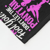 Karate Female Lasse nicht das You Karate Girl  Fleecedecke (Ecke)