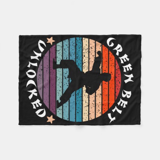 Karate für die ungesicherte Leistung im grünen Gür Fleecedecke (Vorderseite (Horizontal))