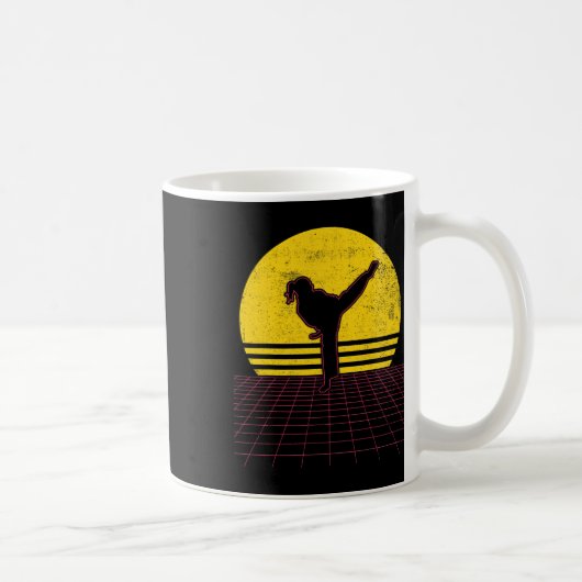 Karate Mädchen Vintage Kaffeetasse (Rechts)