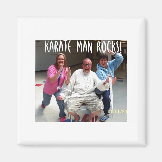 Karate Mann Rocks T Shirt Magnet (Vorne)