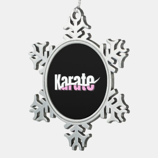 Karate Martial Arts Girly Pink Schneeflocken Zinn-Ornament (Rechts)