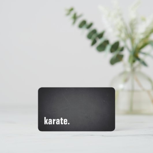 karate. Modern Minimalist Blackboard Professional Visitenkarte (Stehend Vorderseite)