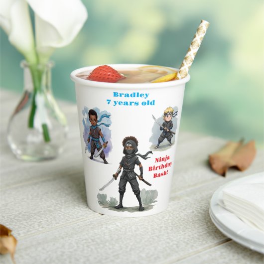 Karate Ninja Boys Geburtstagsbash Pappbecher (In Situ)